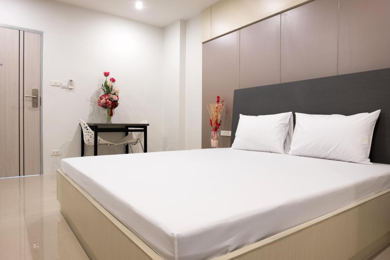 Db Plus 5 Bangkok Kültér fotó