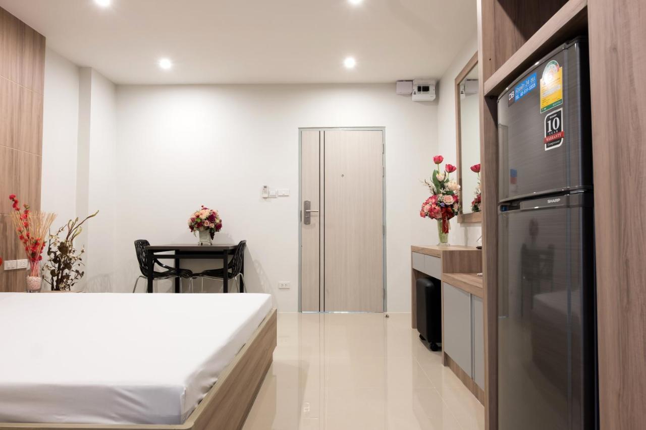 Db Plus 5 Bangkok Kültér fotó