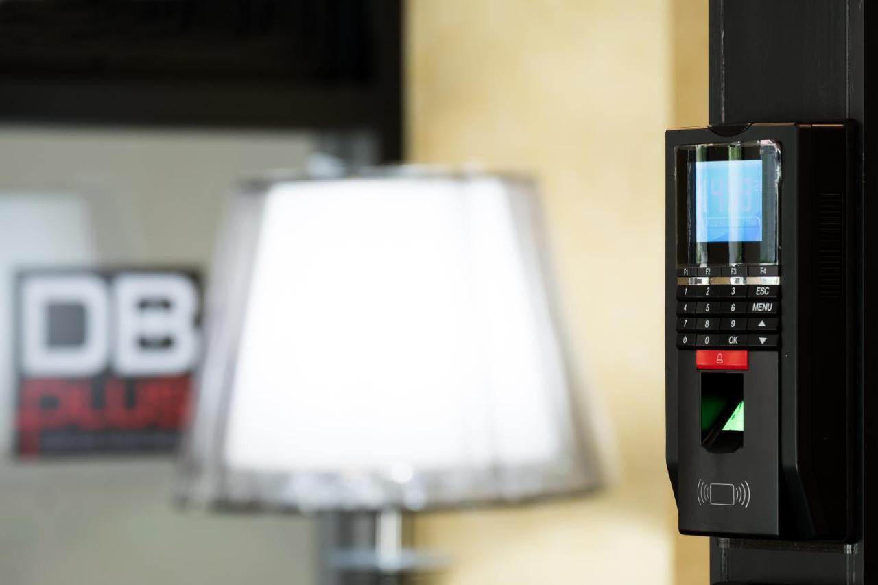 Db Plus 5 Bangkok Kültér fotó