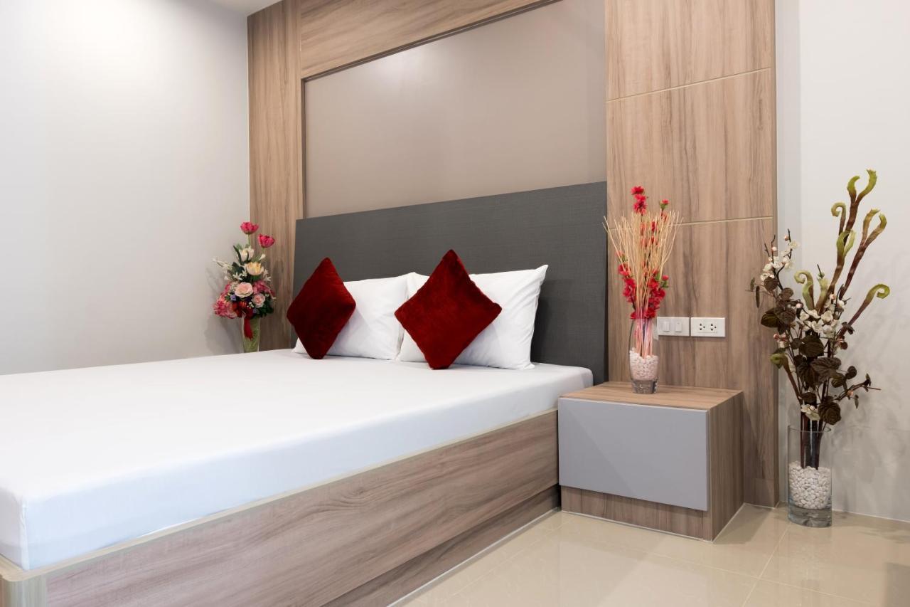Db Plus 5 Bangkok Kültér fotó