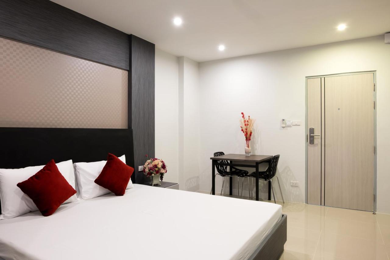 Db Plus 5 Bangkok Kültér fotó