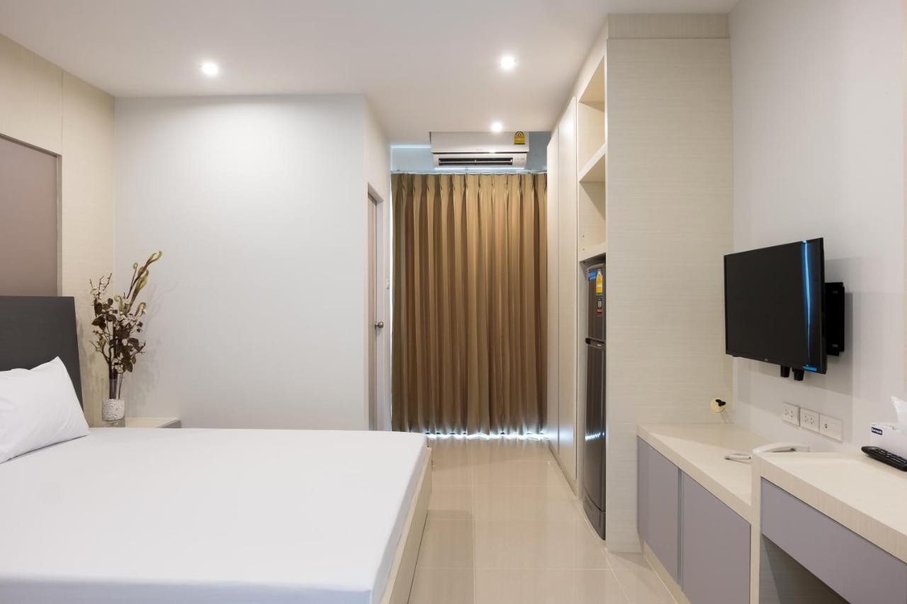 Db Plus 5 Bangkok Kültér fotó