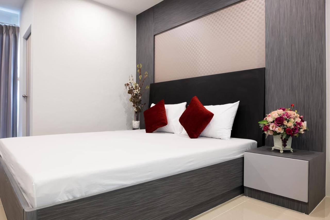 Db Plus 5 Bangkok Kültér fotó